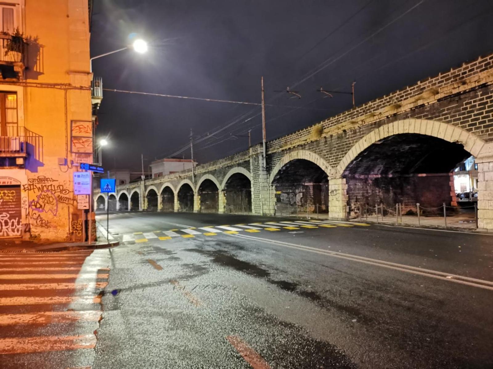 לינה וארוחת בוקר קטאניה Residenza Del Turista מראה חיצוני תמונה