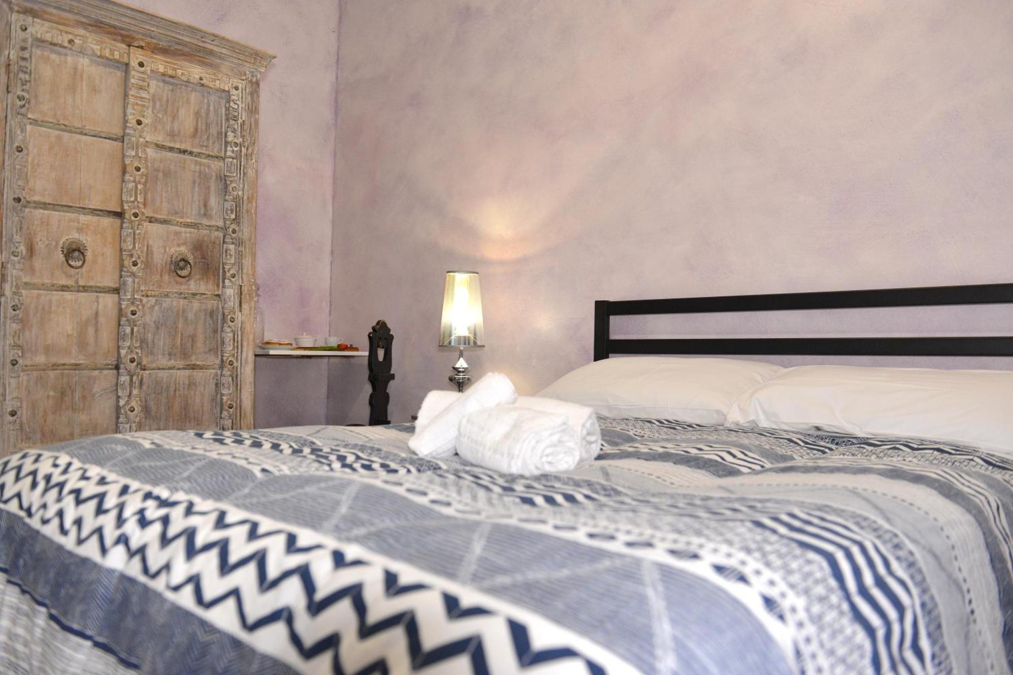 לינה וארוחת בוקר קטאניה Residenza Del Turista מראה חיצוני תמונה